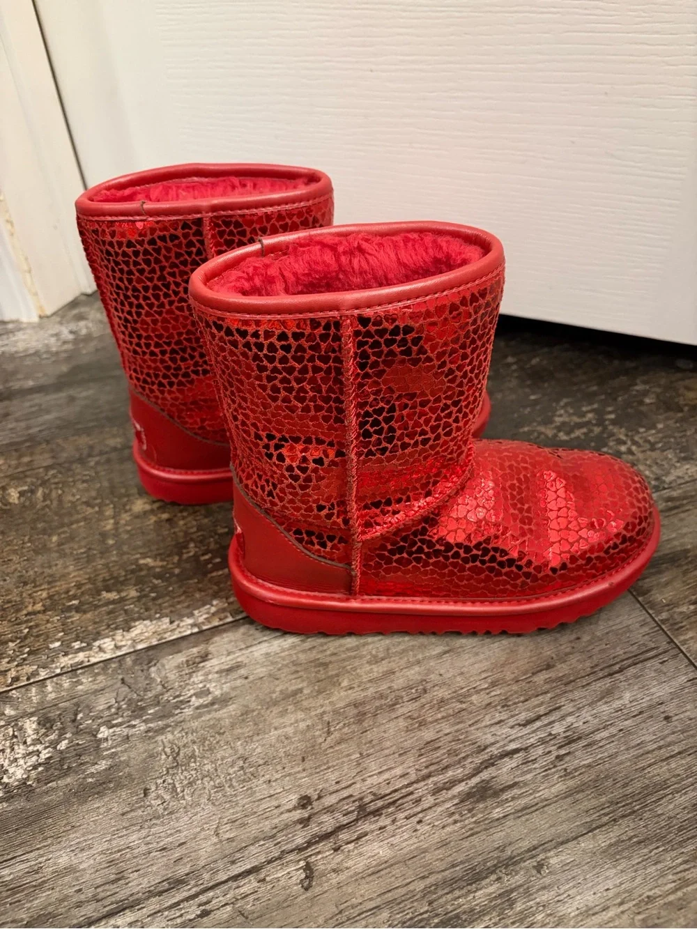 UGG Girls Red Glitter Heart-Print Booties